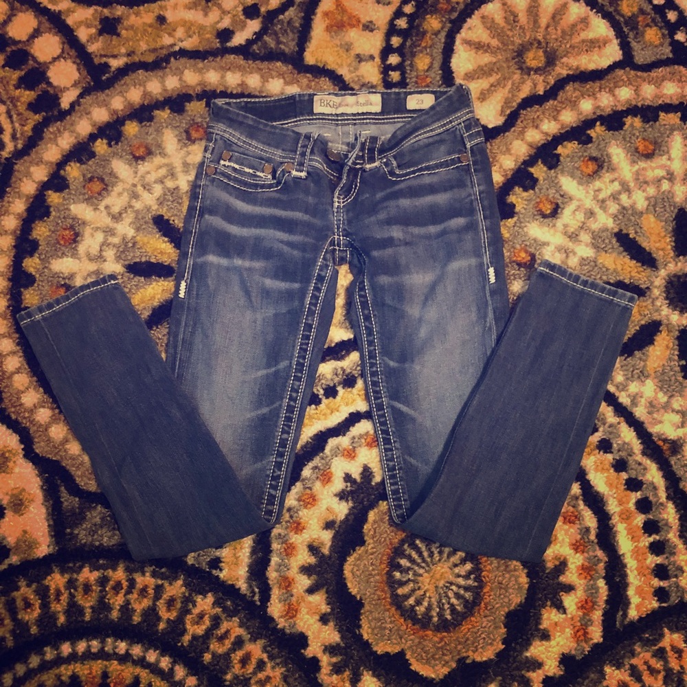 BKE Stella Skinny Size 23 Brand New Condition